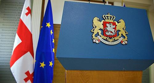 Speaker's stand. © Sputnik / Alexander Imedashvilihttps://sputnik-georgia.ru/politics/20180912/242067619/Pravitelstvo-obsuzhdaet-pravila-kureniya-marikhuany-v-Gruzii.html Speaker's stand. © Sputnik / Alexander Imedashvilihttps://sputnik-georgia.ru/politics/20180912/242067619/Pravitelstvo-obsuzhdaet-pravila-kureniya-marikhuany-v-Gruzii.html