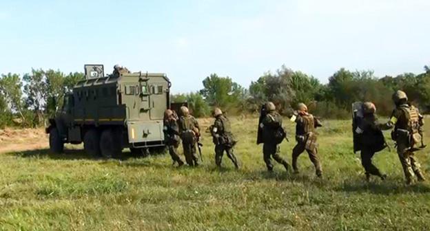 A special operation. Photo http://nac.gov.ru/kontrterroristicheskie-operacii/v-dagestane-v-hode-kto-neytralizovan-glavar-2.html A special operation. Photo http://nac.gov.ru/kontrterroristicheskie-operacii/v-dagestane-v-hode-kto-neytralizovan-glavar-2.html