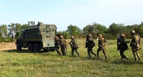 A special operation. Photo http://nac.gov.ru/kontrterroristicheskie-operacii/v-dagestane-v-hode-kto-neytralizovan-glavar-2.html