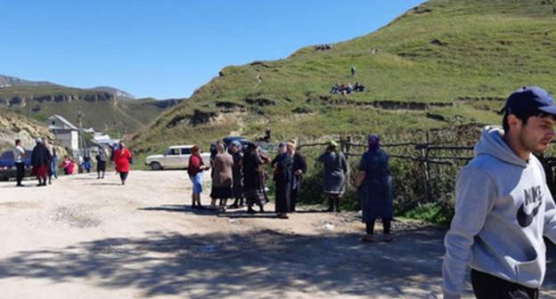 Kendelen villagers. Photo by Lyudmila Maratova for the "Caucasian Knot" Kendelen villagers. Photo by Lyudmila Maratova for the "Caucasian Knot"