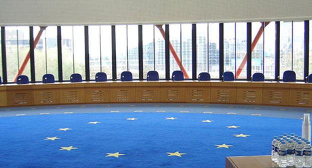 A court hall. The European Court of Human Rights. Photo: Djtm https://ru.wikipedia.org A court hall. The European Court of Human Rights. Photo: Djtm https://ru.wikipedia.org