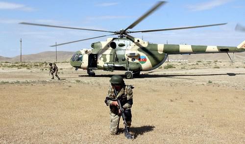 Azerbaijani soldiers during the exercises. September 21, 2018. Photo by the Ministry of Defence for Azerbaijan https://mod.gov.az Azerbaijani soldiers during the exercises. September 21, 2018. Photo by the Ministry of Defence for Azerbaijan https://mod.gov.az
