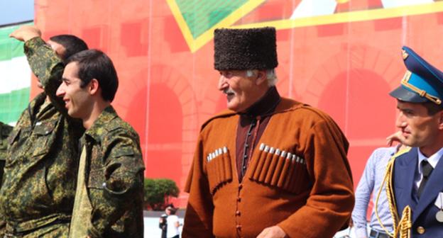 Participants of a military parade in Sukhumi. Photo by Dmitry Stateynov for the "Caucasian Knot" Participants of a military parade in Sukhumi. Photo by Dmitry Stateynov for the "Caucasian Knot"
