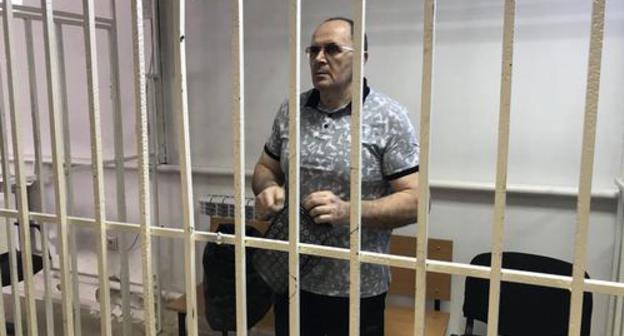 Oyub Titiev at the court. Photo by Patimat Makhmudova for the "Caucasian Knot" Oyub Titiev at the court. Photo by Patimat Makhmudova for the "Caucasian Knot"