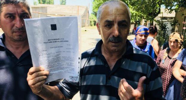Kudrat Mutalibov, a resident of the Dagestani village of Novo-Aul. His house is to be demolished. Dagestan, June 23, 2018. Photo by Patimat Makhmudova for the "Caucasian Knot" Kudrat Mutalibov, a resident of the Dagestani village of Novo-Aul. His house is to be demolished. Dagestan, June 23, 2018. Photo by Patimat Makhmudova for the "Caucasian Knot"
