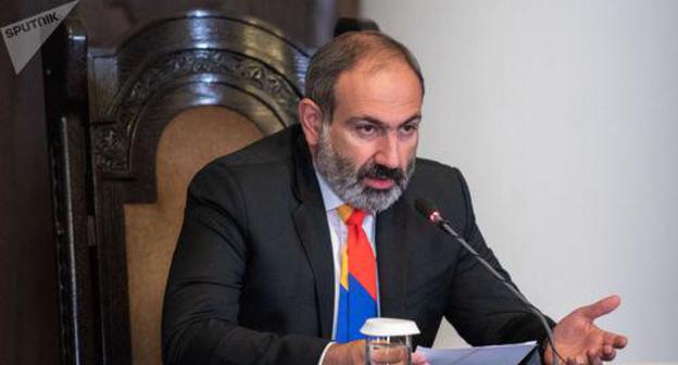 Nikol Pashinyan. Photo: © Sputnik / Asatur Yesayants, https://ru.armeniasputnik.am/politics/20181120/15774285/vas-neverno-informirovali-telekompaniya-majrapetyana-otvetila-pashinyanu.html Nikol Pashinyan. Photo: © Sputnik / Asatur Yesayants, https://ru.armeniasputnik.am/politics/20181120/15774285/vas-neverno-informirovali-telekompaniya-majrapetyana-otvetila-pashinyanu.html