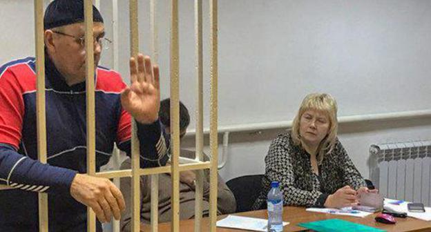 Oyub Titiev in the courtroom. Photo by Patimat Makhmudova for the Caucasian Knot Oyub Titiev in the courtroom. Photo by Patimat Makhmudova for the Caucasian Knot