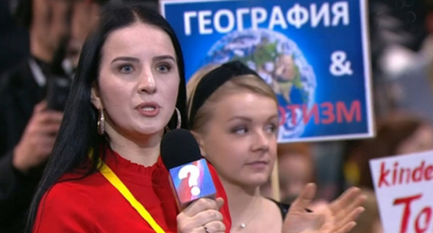 Elena Yeskina (left) at the press conference, December 20, 2018. Screenshot from video posted by user Elena Yeskina (left) at the press conference, December 20, 2018. Screenshot from video posted by user