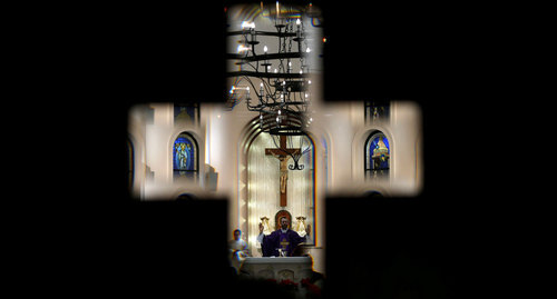 A Catholic mass on December 23, 2018. Photo Muhammad Hamed/ REUTERS A Catholic mass on December 23, 2018. Photo Muhammad Hamed/ REUTERS