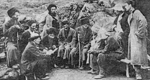 Ossetian elders. Photo: pub/wikimedia/images/wikipedia/os/2/26/Edis.jpg Ossetian elders. Photo: pub/wikimedia/images/wikipedia/os/2/26/Edis.jpg