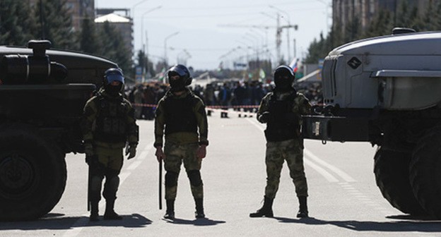 Police officers at a protest action in Magas. October 7, 2018. Photo: REUTERS/Maxim Shemetov Police officers at a protest action in Magas. October 7, 2018. Photo: REUTERS/Maxim Shemetov