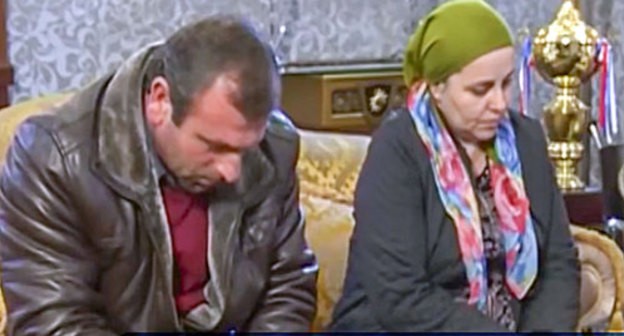 Aishat Inaeva at the meeting with Ramzan Kadyrov. Photo: the Chechen State TV and Radio Company "Grozny", https://www.youtube.com/watch?time_continue=112&v=CSOKDIYA_dA Aishat Inaeva at the meeting with Ramzan Kadyrov. Photo: the Chechen State TV and Radio Company "Grozny", https://www.youtube.com/watch?time_continue=112&v=CSOKDIYA_dA