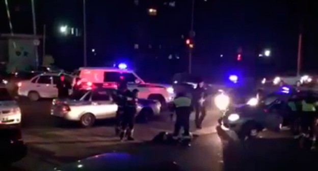 The attack on policemen in Kabardino-Balkaria. Photo: screenshot of the video by nalchik_24_7, https://www.instagram.com/p/BtBiQXOFn6O/ The attack on policemen in Kabardino-Balkaria. Photo: screenshot of the video by nalchik_24_7, https://www.instagram.com/p/BtBiQXOFn6O/