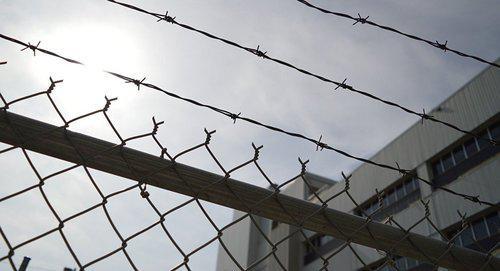A prison mesh fencing. Photo CC0 / Pixabay A prison mesh fencing. Photo CC0 / Pixabay