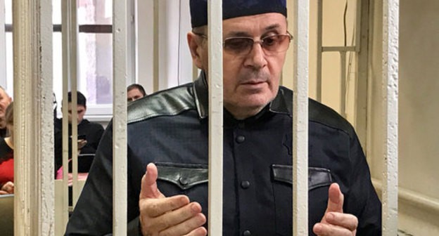 Oyub Titiev in the court room. Photo by Patimat Makhmudova for the "Caucasian Knot" Oyub Titiev in the court room. Photo by Patimat Makhmudova for the "Caucasian Knot"
