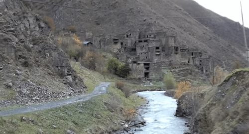 Mountain village of Shatili in Georgia. Screenshot from film 'Khevsureti - Shatili – Mutso', Kirill Shatilof / YouTube Mountain village of Shatili in Georgia. Screenshot from film 'Khevsureti - Shatili – Mutso', Kirill Shatilof / YouTube