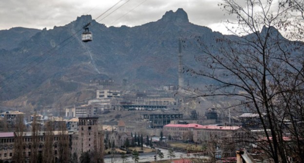 Alaverdi Copper Smelter. Photo: © Sputnik / Aram Nersesyan , https://ru.armeniasputnik.am/columnists/20181214/16259322/skazhut-my-vodu-mutim-kak-medeplavilnyj-zavod-v-alaverdi-okazalsya-na-grani-splava.html Alaverdi Copper Smelter. Photo: © Sputnik / Aram Nersesyan , https://ru.armeniasputnik.am/columnists/20181214/16259322/skazhut-my-vodu-mutim-kak-medeplavilnyj-zavod-v-alaverdi-okazalsya-na-grani-splava.html