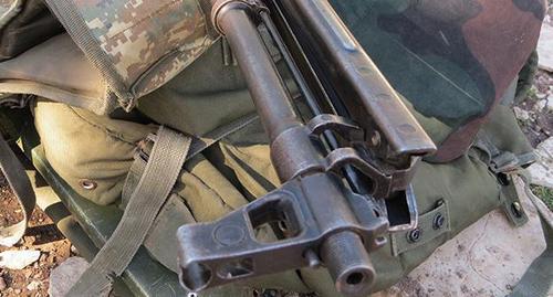 Sub-machine gun. Photo by Alvard Grigoryan for the Caucasian Knot Sub-machine gun. Photo by Alvard Grigoryan for the Caucasian Knot