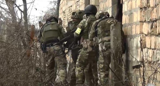 A special operation. Photo by the press service of the Russian National Antiterrorist Committee from the report on the killing of a militant in the village of Belidji, February 19, 2019. http://nac.gov.ru A special operation. Photo by the press service of the Russian National Antiterrorist Committee from the report on the killing of a militant in the village of Belidji, February 19, 2019. http://nac.gov.ru