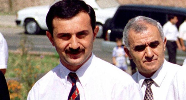 Samvel Babayan (left). Photo: Reuters/Str Old Samvel Babayan (left). Photo: Reuters/Str Old