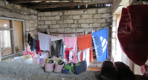 An unfinished house of the refugees in Stepanakert. Nagorno-Karabakh, February 27, 2019. Photo by Alvard Grigoryan for the "Caucasian Knot" An unfinished house of the refugees in Stepanakert. Nagorno-Karabakh, February 27, 2019. Photo by Alvard Grigoryan for the "Caucasian Knot"