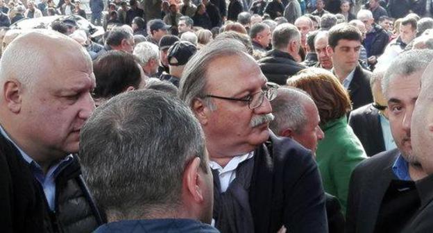 Leaders of the "United National Movement" and "European Georgia" parties who vouched for David Kirkitadze in the court. Photo by Inna Kukudzhanova for the Caucasian Knot Leaders of the "United National Movement" and "European Georgia" parties who vouched for David Kirkitadze in the court. Photo by Inna Kukudzhanova for the Caucasian Knot