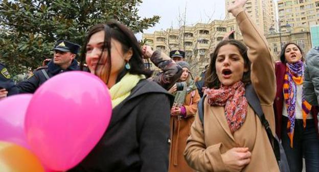 Participants of feminist rally in Baku. Photo by Aziz Karimov for the Caucasian Knot Participants of feminist rally in Baku. Photo by Aziz Karimov for the Caucasian Knot