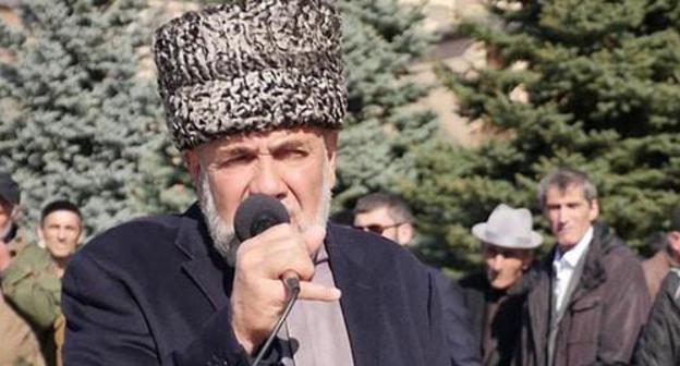 Akhmed Barakhov. Screenshot from video posted by user ‘Pravda Ingushetii’, http://www.youtube.com/watch?v=G4EdB0NJRek Akhmed Barakhov. Screenshot from video posted by user ‘Pravda Ingushetii’, http://www.youtube.com/watch?v=G4EdB0NJRek