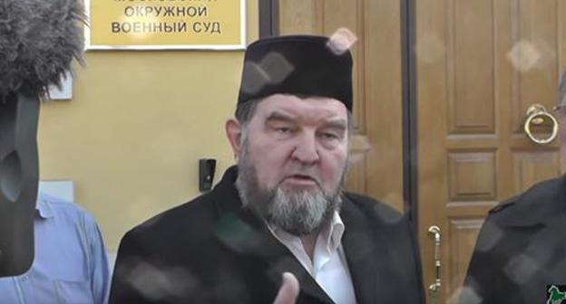 Makhmud Velitov. Screenshot of the video by Gajarbaj https://www.youtube.com/watch?v=Mr9x9X55_9A Makhmud Velitov. Screenshot of the video by Gajarbaj https://www.youtube.com/watch?v=Mr9x9X55_9A