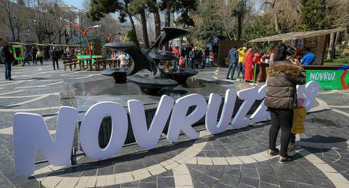 A symbol of Novruz Bayram installed in the centre of Baku. Photo by Aziz Karimov for the "Caucasian Knot" A symbol of Novruz Bayram installed in the centre of Baku. Photo by Aziz Karimov for the "Caucasian Knot"