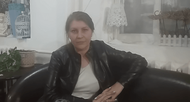 Anastasia Yemelyanova. Screenshot of the activist's video appeal on the YouTube channel "Phokhladny stands for law and order" https://www.youtube.com/watch?v=ER_sBMpY068&feature=youtu.be Anastasia Yemelyanova. Screenshot of the activist's video appeal on the YouTube channel "Phokhladny stands for law and order" https://www.youtube.com/watch?v=ER_sBMpY068&feature=youtu.be