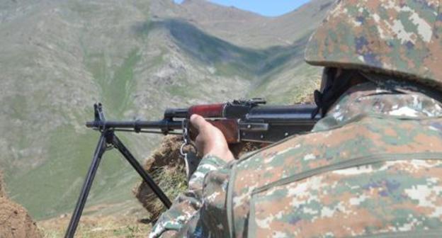 Soldier at the contact line. Photo: press service of the Ministry of Defence of Armenia, http://www.mil.am/ru/news/6058 Soldier at the contact line. Photo: press service of the Ministry of Defence of Armenia, http://www.mil.am/ru/news/6058