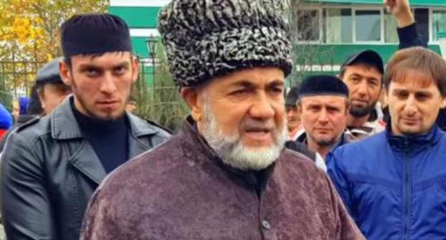 Akhmed Barakhoev at a rally in Magas. Screenshot of a video by Ilez Pliev on YouTube https://www.youtube.com/watch?v=BjeTkWnqw04 Akhmed Barakhoev at a rally in Magas. Screenshot of a video by Ilez Pliev on YouTube https://www.youtube.com/watch?v=BjeTkWnqw04