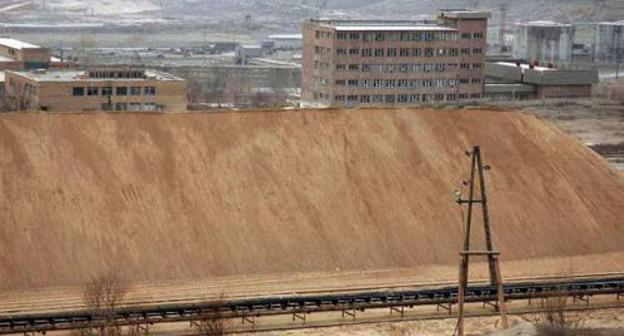 The territory of the "Ararat Cement" Factory. Photo by the press service http://www.araratcement.am/hy/technologies The territory of the "Ararat Cement" Factory. Photo by the press service http://www.araratcement.am/hy/technologies