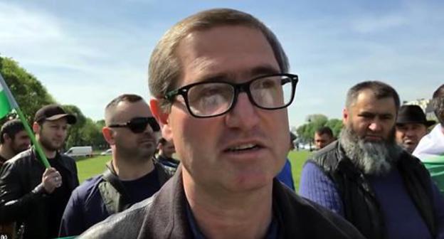 Members of Ingush Diasporas who took part in the rallies in France and Belgium demanding the release their fellow countrymen detained in their homeland and to dismiss the head of Ingushetia. Photo: screenshot of the video by the "Fortanga.org" https://www.youtube.com/watch?v=ncVLaA_y9sQ&feature=youtu.be&fbclid=IwAR2_DSp2RYsOVXg51KlWnbsvwj33ig_WX7LZk68Q-Xyp2ODgCE2fpi9LYSk Members of Ingush Diasporas who took part in the rallies in France and Belgium demanding the release their fellow countrymen detained in their homeland and to dismiss the head of Ingushetia. Photo: screenshot of the video by the "Fortanga.org" https://www.youtube.com/watch?v=ncVLaA_y9sQ&feature=youtu.be&fbclid=IwAR2_DSp2RYsOVXg51KlWnbsvwj33ig_WX7LZk68Q-Xyp2ODgCE2fpi9LYSk