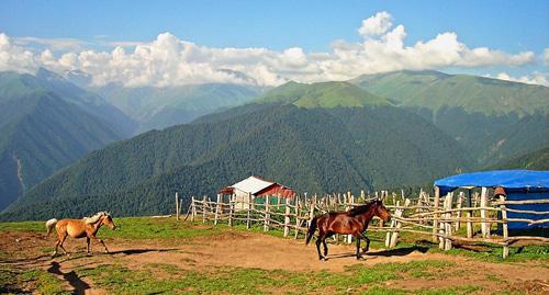 The Village of Kamilovka. Photo: Aliakbar2015 https://commons.wikimedia.org/wiki/Category:Zaqatala_Rayon#/media/File:Şamilovka,_Zaqatala.jpg The Village of Kamilovka. Photo: Aliakbar2015 https://commons.wikimedia.org/wiki/Category:Zaqatala_Rayon#/media/File:Şamilovka,_Zaqatala.jpg
