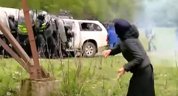 Participants of a protest action in the Pankisi Gorge clashed with the police. Screenshot of the video by the "Caucasian Knot" https://www.youtube.com/watch?v=0WOd5bOftv4 Participants of a protest action in the Pankisi Gorge clashed with the police. Screenshot of the video by the "Caucasian Knot" https://www.youtube.com/watch?v=0WOd5bOftv4