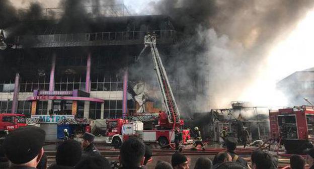 A fire in the "Diglas" Shopping Centre in Baku. March 26, 2019. Photo by Aziz Karimov for the "Caucasian Knot" A fire in the "Diglas" Shopping Centre in Baku. March 26, 2019. Photo by Aziz Karimov for the "Caucasian Knot"