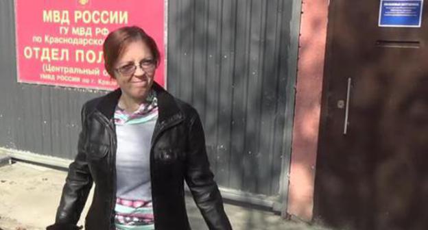 Yana Antonova. Screenshot from Alexander Saveliev's Youtube Channel: https://www.youtube.com/watch?time_continue=80&v=LkpMOaVlnt4 Yana Antonova. Screenshot from Alexander Saveliev's Youtube Channel: https://www.youtube.com/watch?time_continue=80&v=LkpMOaVlnt4