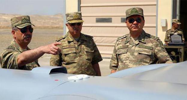 Azerbaijani servicemen. Photo: http://mod.gov.az/re/foto-arhiv-045/?gid=18830 Azerbaijani servicemen. Photo: http://mod.gov.az/re/foto-arhiv-045/?gid=18830