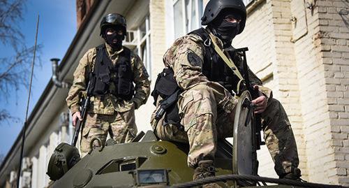 Law enforcers. © Photo by Yelena Sineok, Yuga.ru Law enforcers. © Photo by Yelena Sineok, Yuga.ru