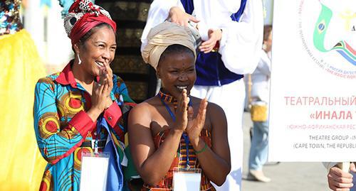 Artists from South Africa at the opening of the festival in Makhachkala. Photo by the press service of the Dagestani Ministry of Culture Artists from South Africa at the opening of the festival in Makhachkala. Photo by the press service of the Dagestani Ministry of Culture