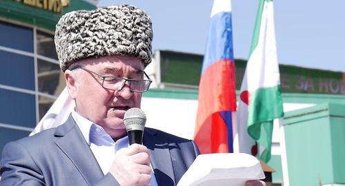 Malsag Uzhakhov. Screenshot from Fortanga Org video: https://www.youtube.com/watch?v=qfFMlE02KJw Malsag Uzhakhov. Screenshot from Fortanga Org video: https://www.youtube.com/watch?v=qfFMlE02KJw
