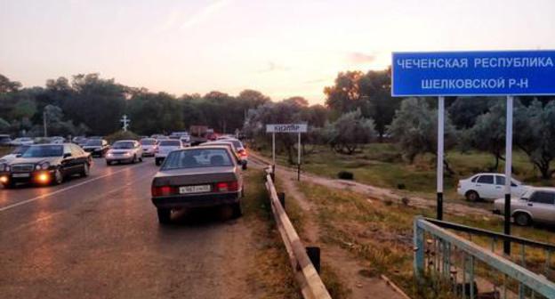 A Chechen road sign installed in the outskirt of the city of Kizlyar. Photo by Ilyas Kapiev for the "Caucasian Knot" A Chechen road sign installed in the outskirt of the city of Kizlyar. Photo by Ilyas Kapiev for the "Caucasian Knot"