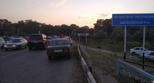 A Chechen signpost in the outskirt of Kizlyar, a city of Dagestan. Photo by Ilyas Kapiev for the "Caucasian Knot" A Chechen signpost in the outskirt of Kizlyar, a city of Dagestan. Photo by Ilyas Kapiev for the "Caucasian Knot"