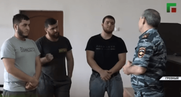 The police condemns three residents of Chechnya for drinking alcohol. Screenshot of the video by the "Grozny" ChGTRK https://youtu.be/DmrIc4uA8tk The police condemns three residents of Chechnya for drinking alcohol. Screenshot of the video by the "Grozny" ChGTRK https://youtu.be/DmrIc4uA8tk