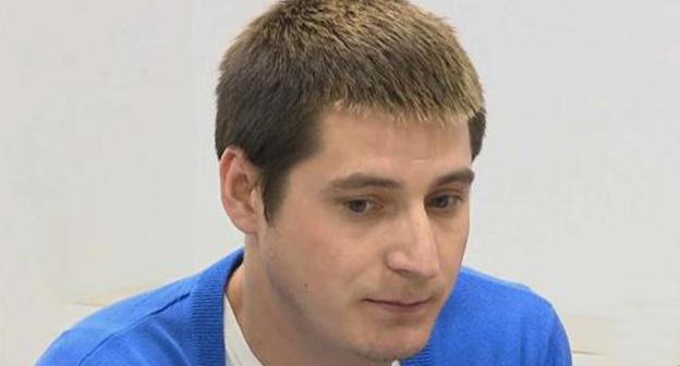 Maxim Lapunov. Screenshot from video posted by euronews in Russian: https://www.youtube.com/watch?v=sEdtOC14tSg Maxim Lapunov. Screenshot from video posted by euronews in Russian: https://www.youtube.com/watch?v=sEdtOC14tSg