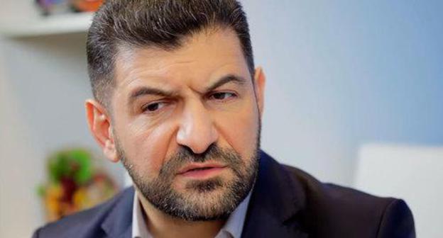 Fuad Abbasov. Screenshot from: Paxlava Production https://www.youtube.com/watch?v=PaYRKcRFd9w Fuad Abbasov. Screenshot from: Paxlava Production https://www.youtube.com/watch?v=PaYRKcRFd9w