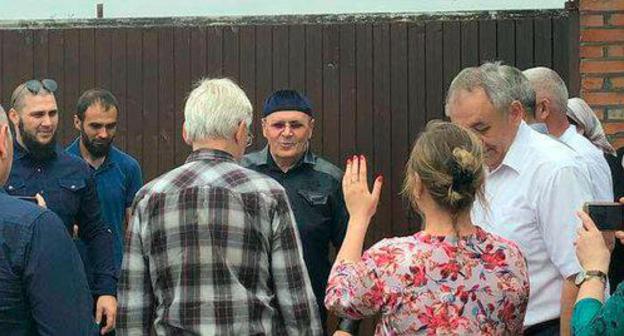 Oyub Titiev after being released. Photo by the Caucasian Knot correspondent Oyub Titiev after being released. Photo by the Caucasian Knot correspondent