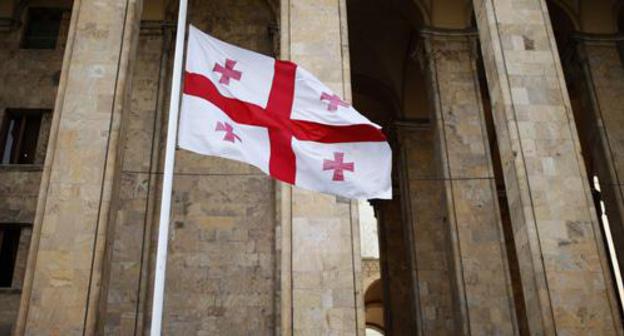 Flag at the Georgian Parliament in Tbilisi. Photo: REUTERS/David Mdzinarishvili Flag at the Georgian Parliament in Tbilisi. Photo: REUTERS/David Mdzinarishvili